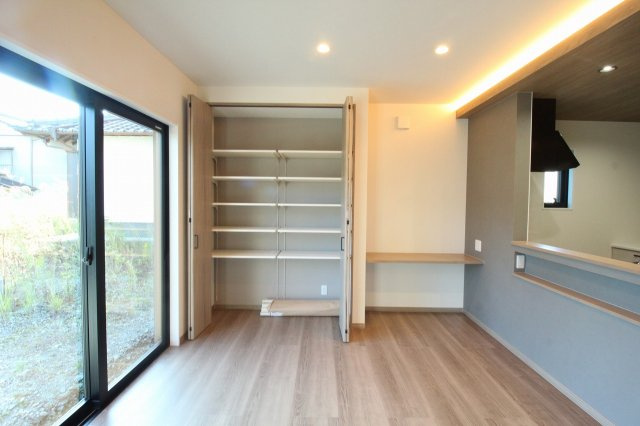 いの町枝川　新築戸建の居間・リビング|ＬＤＫ　17.5帖