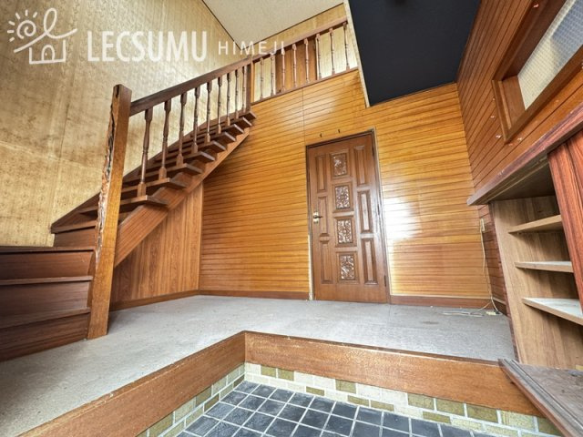 姫路市網干区坂上/中古戸建の玄関