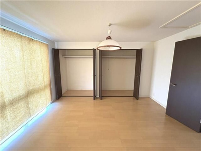 【寝室】 | ふじみ野市大原２丁目戸建 | 落ち着いて過ごせるお部屋なので、寝室にいかがでしょうか