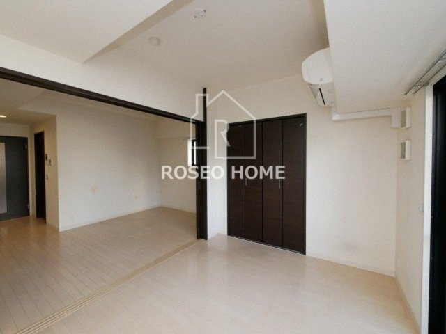 インテリジェンス御堂の洋室|同マンション別部屋：参考写真