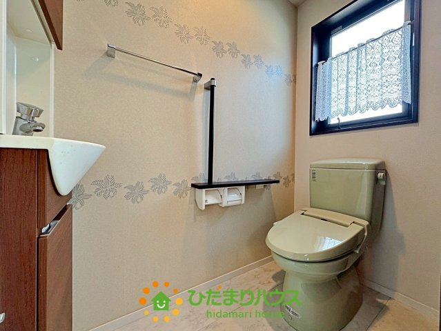 加須市大越　中古一戸建てのトイレ|1階・2階ともに専用水栓ございます！