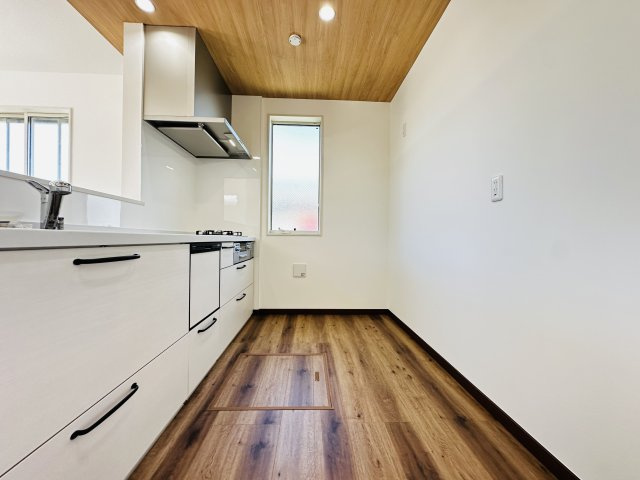 茅ケ崎白浜町　新築戸建てのキッチン