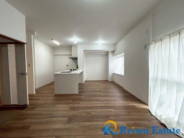 ダイアパレス・エクシード茅ヶ崎の居間・リビング