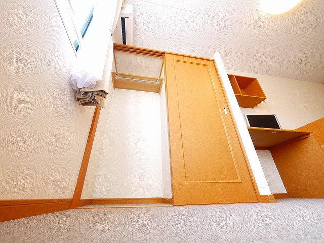 レオパレスグランディールの収納|ちょっとした収納スペースも充実しています