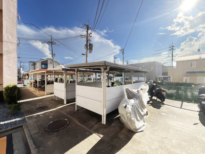 【駐輪場】 | 下板橋住宅C棟 | 【駐輪場】
※駐車場等の空き状況は都度要確認