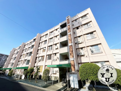 【外観】 | 下板橋住宅C棟 | 最寄り駅は京阪『丹波橋駅』徒歩8分。近鉄『丹波橋駅』へも徒歩9分と通勤通学やお出かけにも便利な2WAYアクセスが可能な立地です。