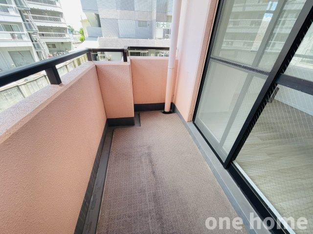 ベル・アーバニティ東淀川のバルコニー|◆北側バルコニーです！南東角部屋につき、三面バルコニーの明るいお部屋です！
◆【即日内覧会開催中】土日はもちろん！平日の仕事終わりの内覧も可能です！