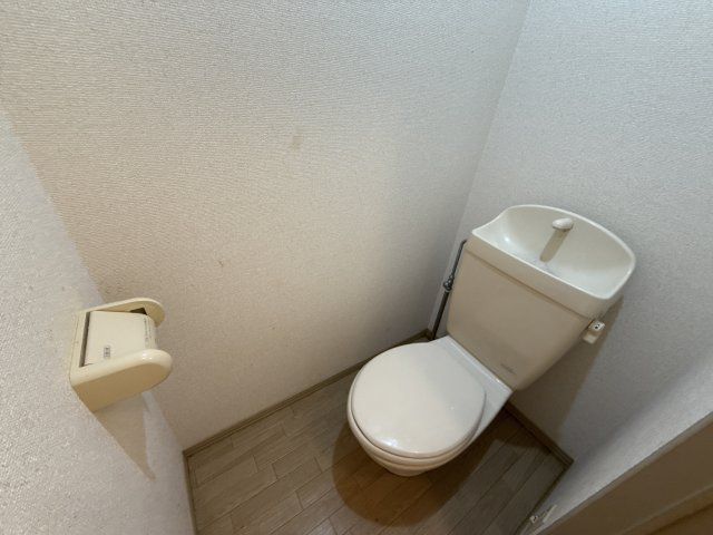 エイトピロティのトイレ