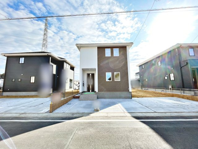 新築戸建・建売　太田市宝町1期　URBAN STYLE　全3棟の駐車場