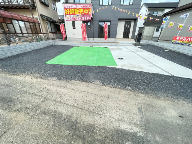 館林市尾曳町　Kダンパー　全4区画の駐車場
