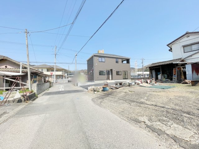 桐生市菱町第3　Cradle Garden　全1棟の前面道路含む現地写真