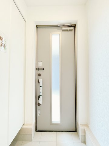 新築戸建・新築建売　桐生市境野町7丁目　制震装置「SAFE365」　境野小・境野中の玄関