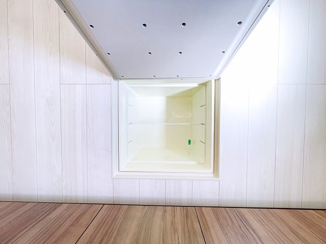 桐生第7広沢町　Livele Garden　全3棟の収納|キッチンには床下収納があるのでストックなど収納にも便利です♪