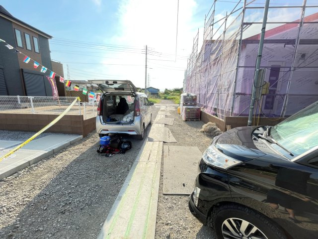 新築戸建・建売　太田第1新田市野井町　Livele Garden　全4棟の前面道路含む現地写真