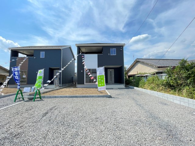 新築戸建・建売　桐生市相生町第16　Cradle Garden　全2棟の外観|玄関ドアICキーでラクラクな開閉です♪