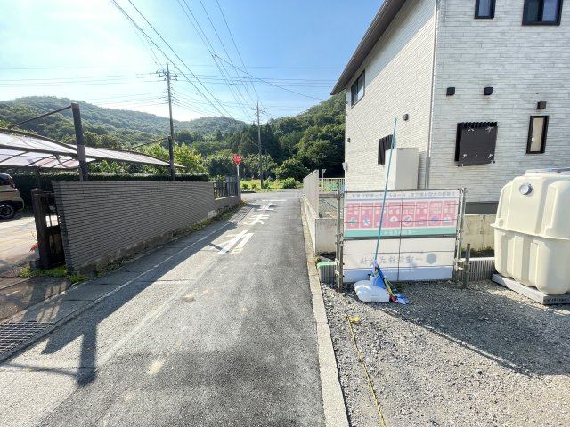 新築戸建・建売　太田市第1長手町　Livele Garden　全2棟の前面道路含む現地写真