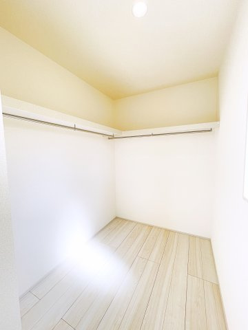 太田市第4鶴生田町　Livele Garden　全2棟の収納