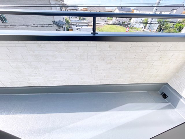 太田市第4鶴生田町　Livele Garden　全2棟のバルコニー