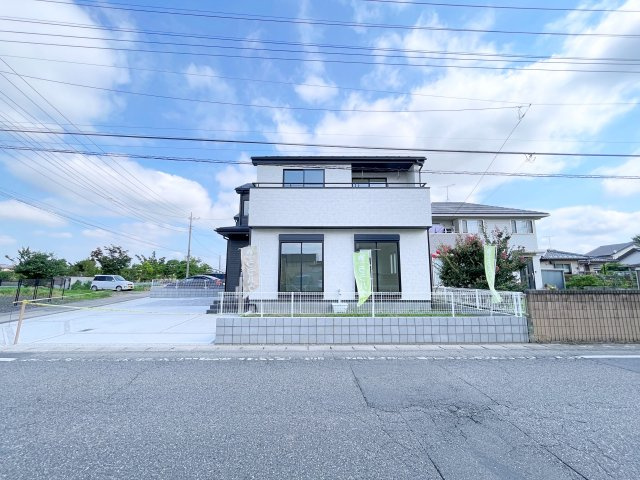 太田市第4鶴生田町　Livele Garden　全2棟の外観