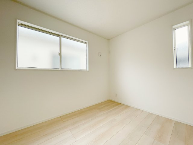 新築戸建・建売　上里町勅使河原第17　Cradle Garden　全7棟の洋室