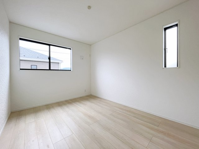 新築戸建・新築建売　神川町新里第4　Cradle Garden　全2棟の洋室