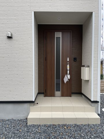 新築戸建・新築建売　神川町新里第4　Cradle Garden　全2棟の玄関