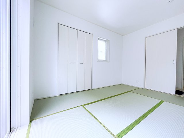 熊谷市上之　AiTOWN　全1邸の和室|畳は足触りがいいので裸足で歩いても気持ちがいいです！