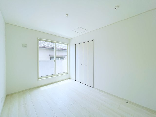 熊谷市上之　AiTOWN　全1邸の洋室