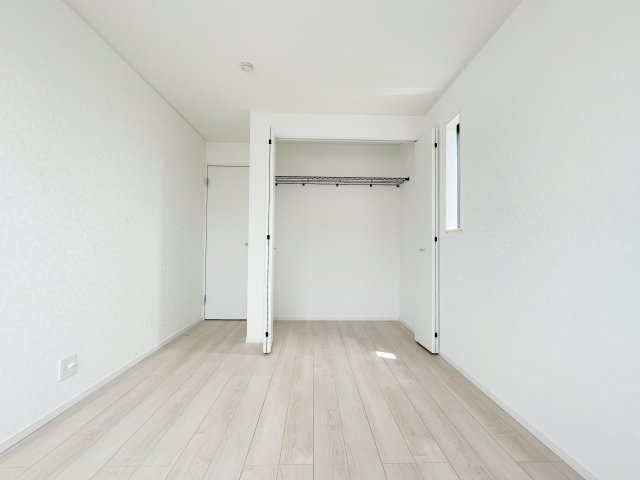 新築戸建・建売　上里町勅使河原第17　Cradle Garden　全7棟の収納|クローゼット収納を上手に使えば部屋をすっきり整頓しながら使えます！