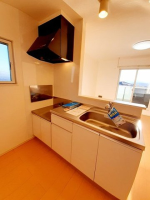 【キッチン】 | プレコリーヌⅧ | お料理しやすいキッチンです