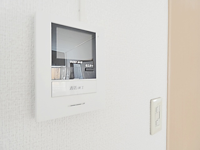 肥後ビルのセキュリティ|モニター付きインターホンです