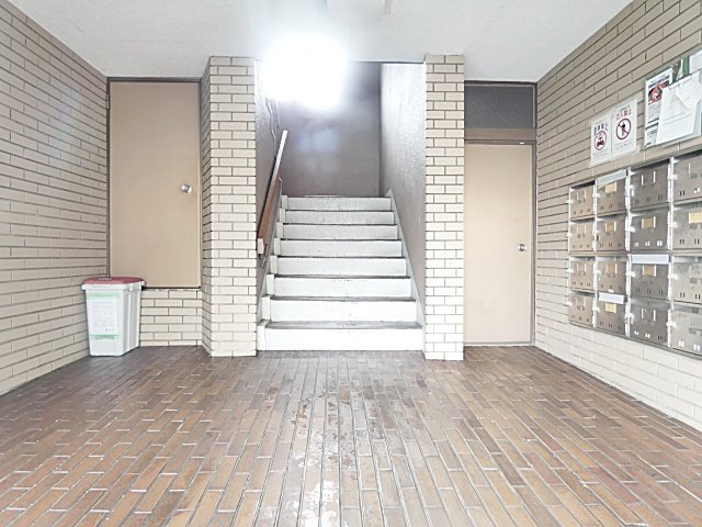 肥後ビルのエントランス|エントランスです