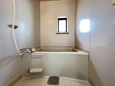【浴室】 | シャロームE