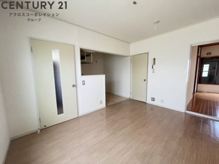 逆瀬川ハウスの居間