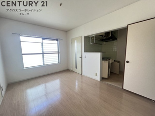 逆瀬川ハウスの居間