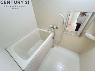 逆瀬川ハウスの浴室