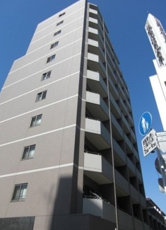 【外観】 | 鉄筋コンクリート造のがっちりとした建物。