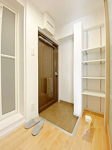 本郷ミユキビルの玄関|玄関です