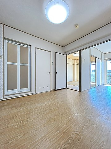 水野マンションの居間・リビング|ゆったり過ごせる居間です