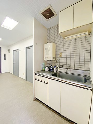 ＭＩＤＯＲＩビルのキッチン|給湯室