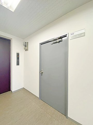 ＭＩＤＯＲＩビルの玄関|入口