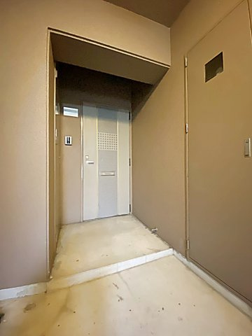 メゾンＳＫの玄関|ゆったりとした玄関です