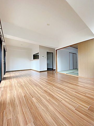 メゾンＳＫの居間・リビング|使いやすいリビングです