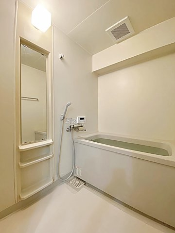 メゾンＳＫの浴室|ゆったり過ごせるお風呂です