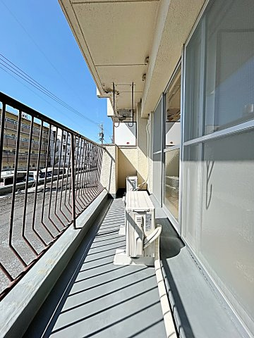メゾン親名のバルコニー|バルコニーがあります