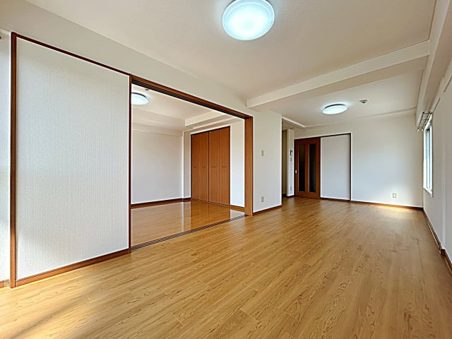 メゾン親名の居間・リビング|居間です