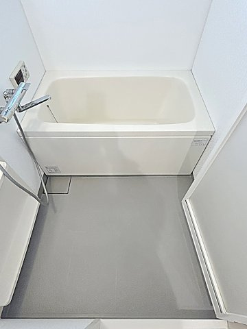 メゾン親名の浴室