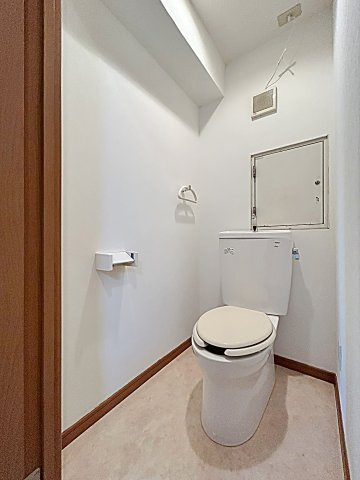 メゾン親名のトイレ|清潔感のあるトイレです