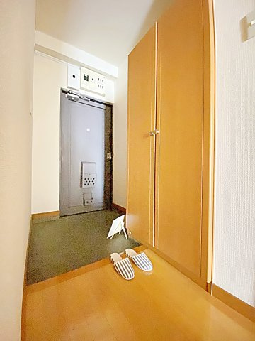 メゾン親名の玄関|ゆったりとした玄関です