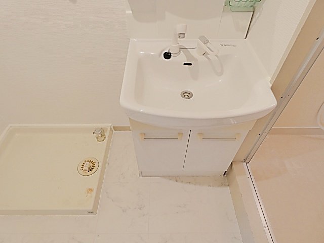 メルローズ２号館の独立洗面台|独立洗面化粧台が付いています